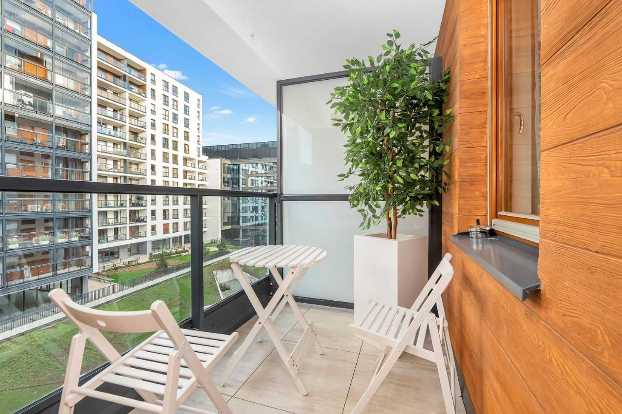Modern Apartments With Access To The Pool Near Rondo Daszynskiego Station Warschau Exterior foto