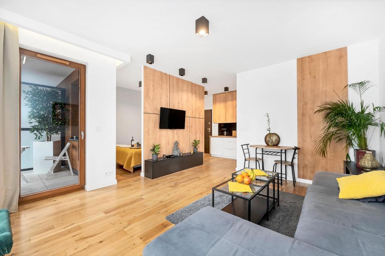 Modern Apartments With Access To The Pool Near Rondo Daszynskiego Station Warschau Exterior foto