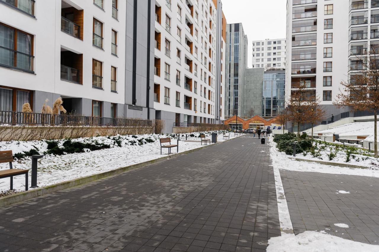 Modern Apartments With Access To The Pool Near Rondo Daszynskiego Station Warschau Exterior foto